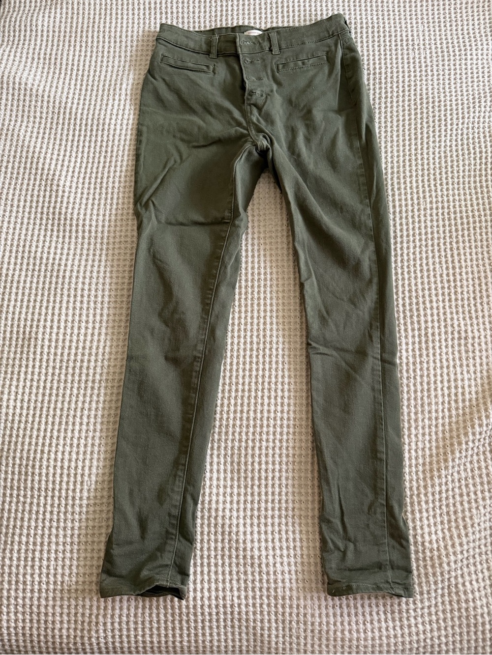 Levis women’s Olive Green Slim Pants